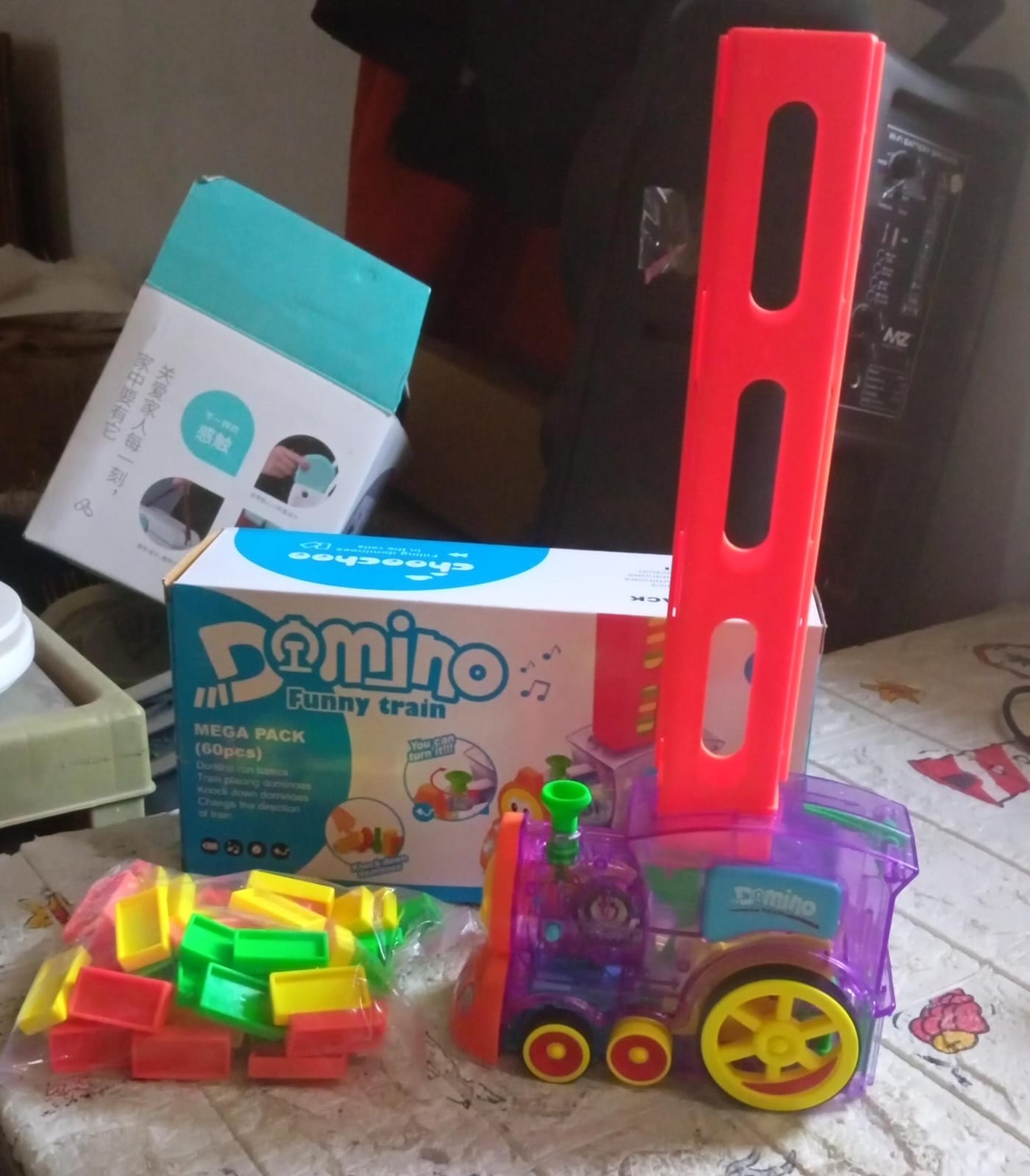 Transparent Funny Train Engine Block Set – 60-Piece Music & Lights