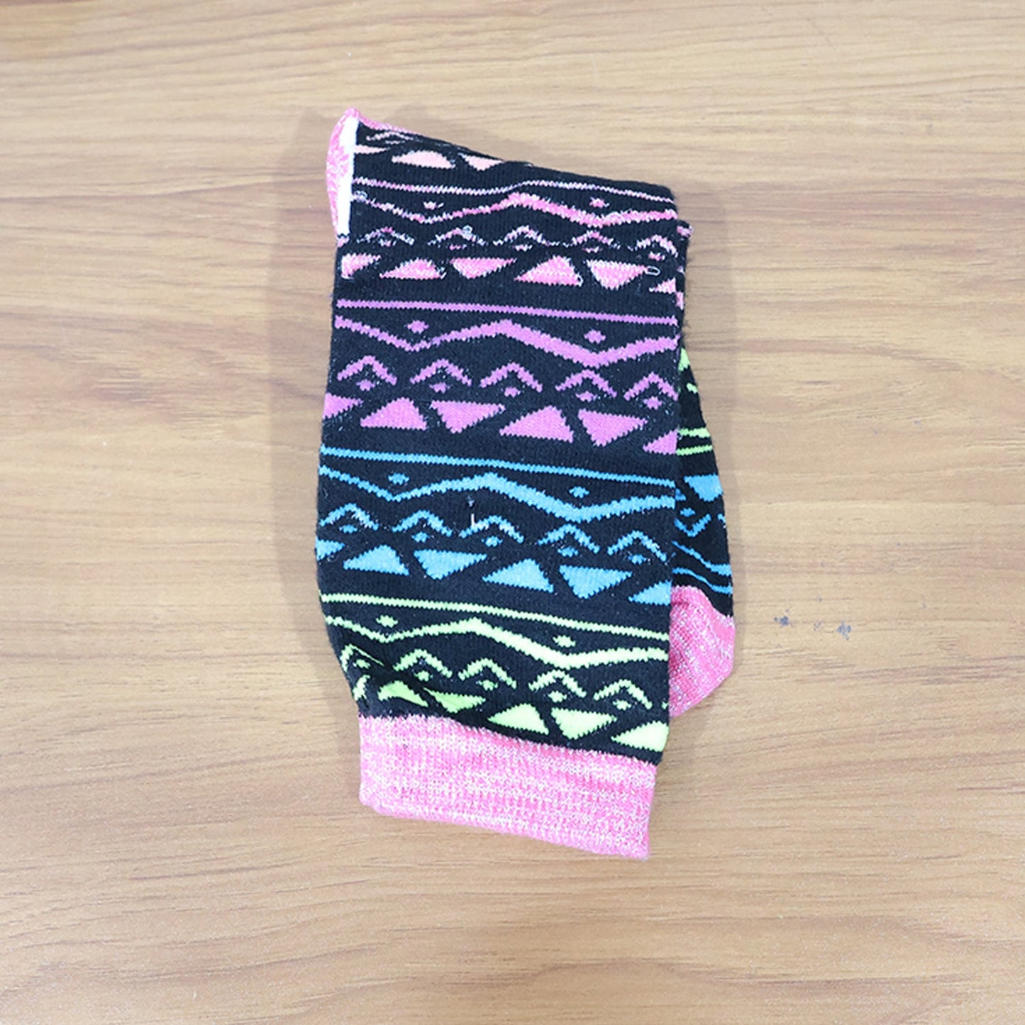 Premium Soft Light Socks (1 Pair / Medium)