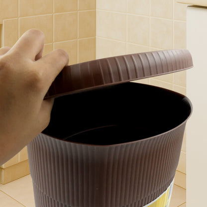 Mini Plastic Pedal Dustbin for Kitchen, Office & Car Use (1 PC)