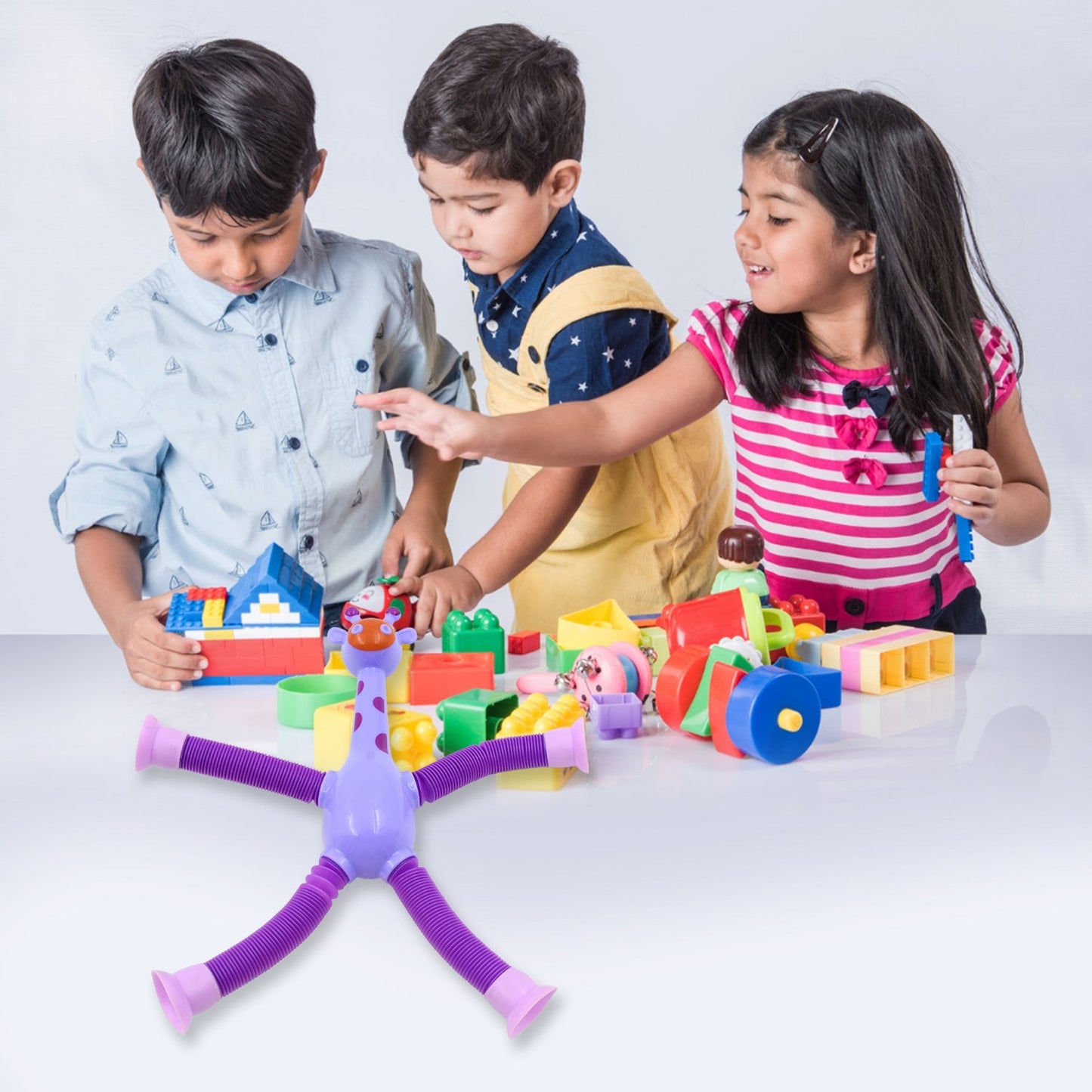 LED Telescopic Suction Cup Giraffe Toy (3 Pcs Set)