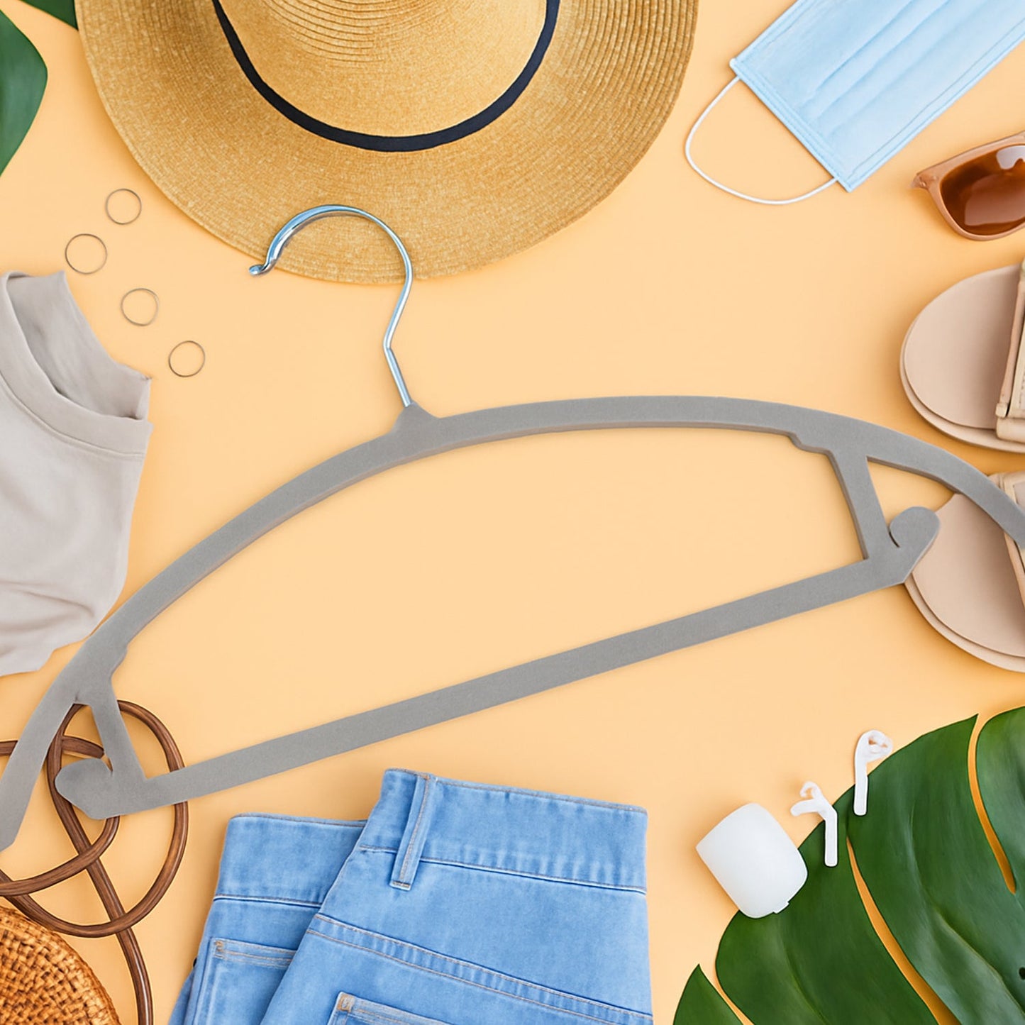 Velvet Non-Slip Clothes Hanger (1 Pc)