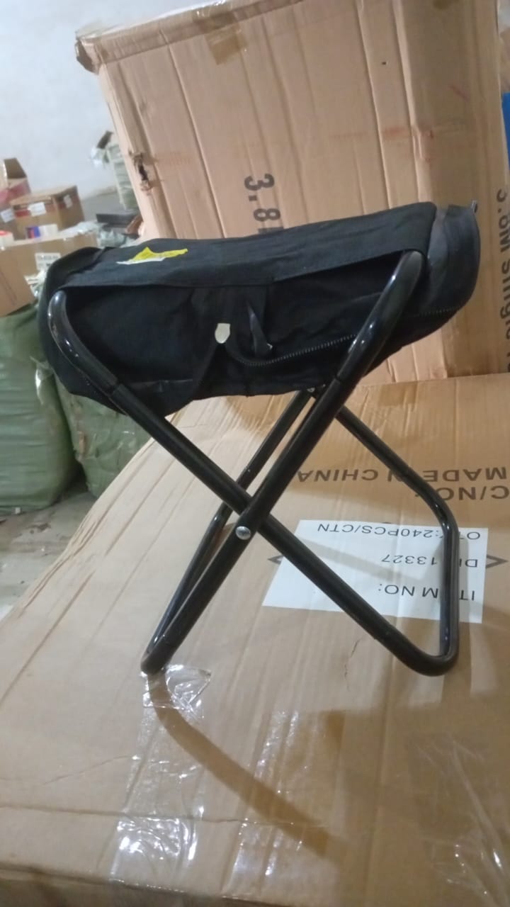 Folding Camping Stool – Collapsible Portable Seat for Travel (1 Pc)
