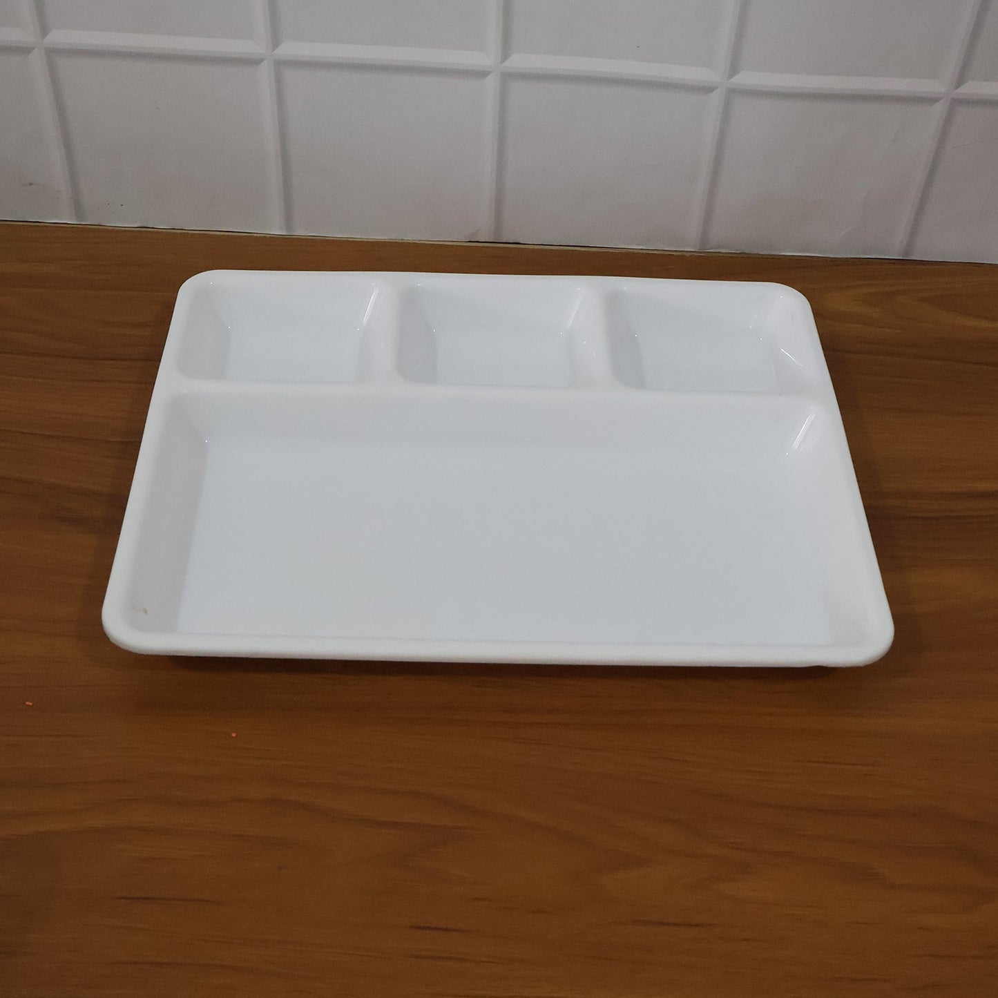 Plastic 4-Compartment Rectangular Meal Serving Tray / Plate (1 Pc / White)