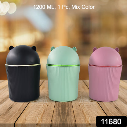 Cute dustbin for desk and office